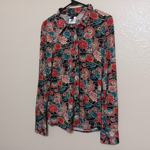 BCBGMaxazria Black Red Blue Floral Stretch Knit Button Front Blouse Top - Picture 1 of 4